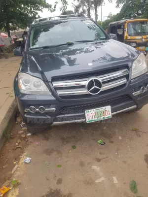 Mercedes-Benz GL-Class 2011 Gray