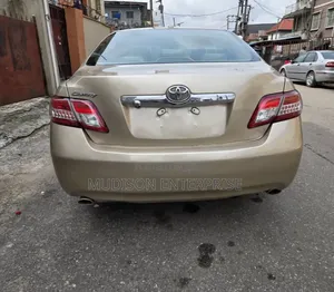 Toyota Camry 2010 Brown