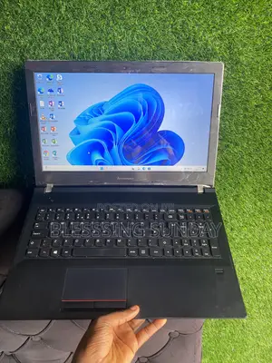 Laptop Lenovo ThinkPad E570 4GB Intel Core i3 SSD 128GB