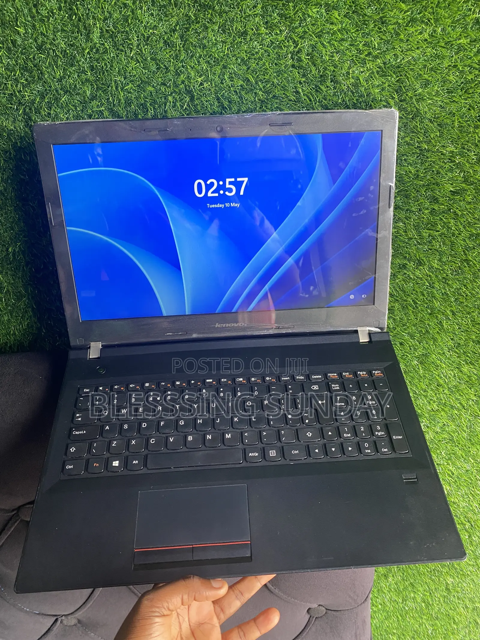 Laptop Lenovo ThinkPad E570 4GB Intel Core i3 SSD 128GB
