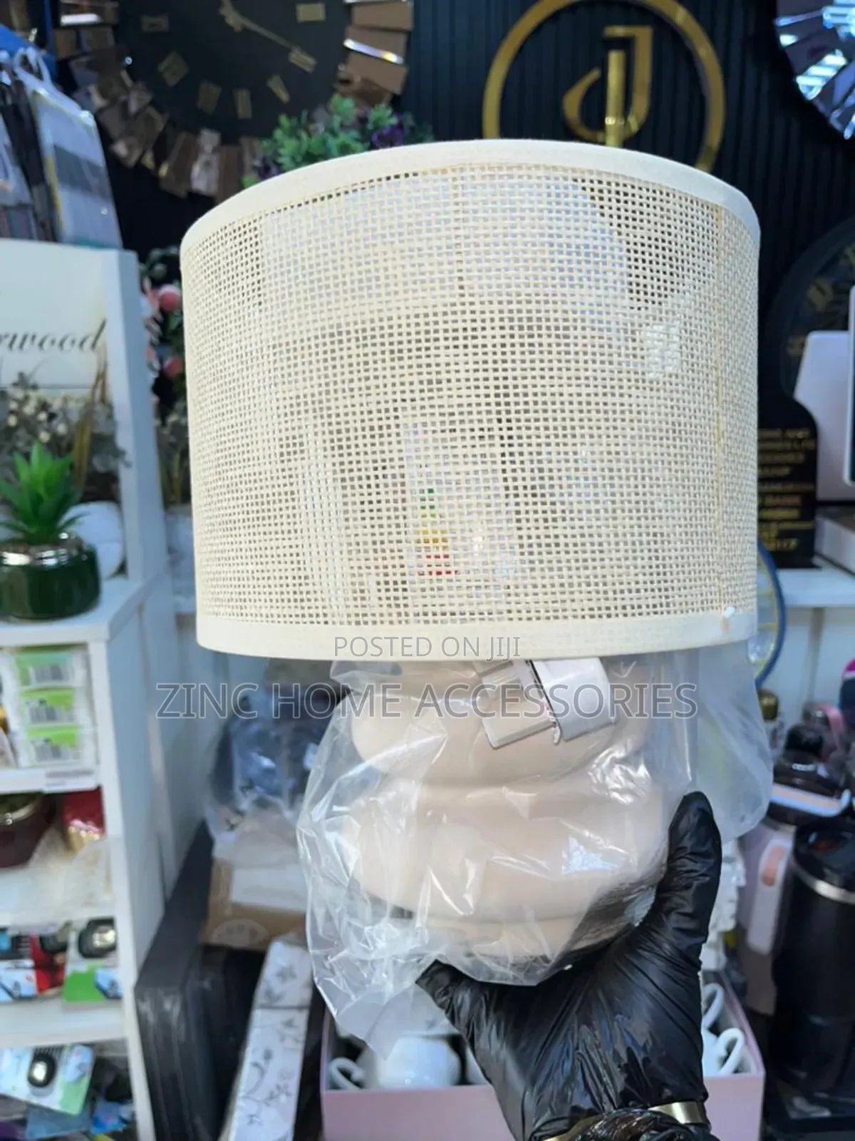 Wooden Shade Bedside Lamp