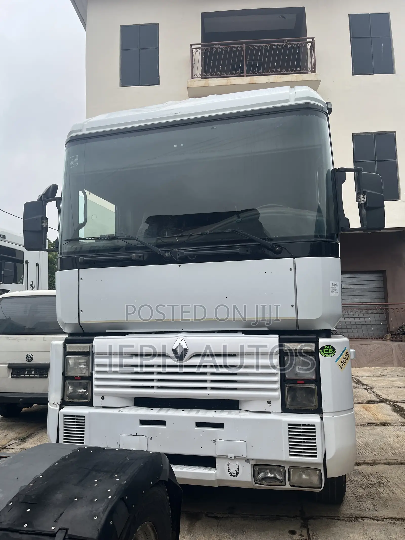 Renault Trailer Head