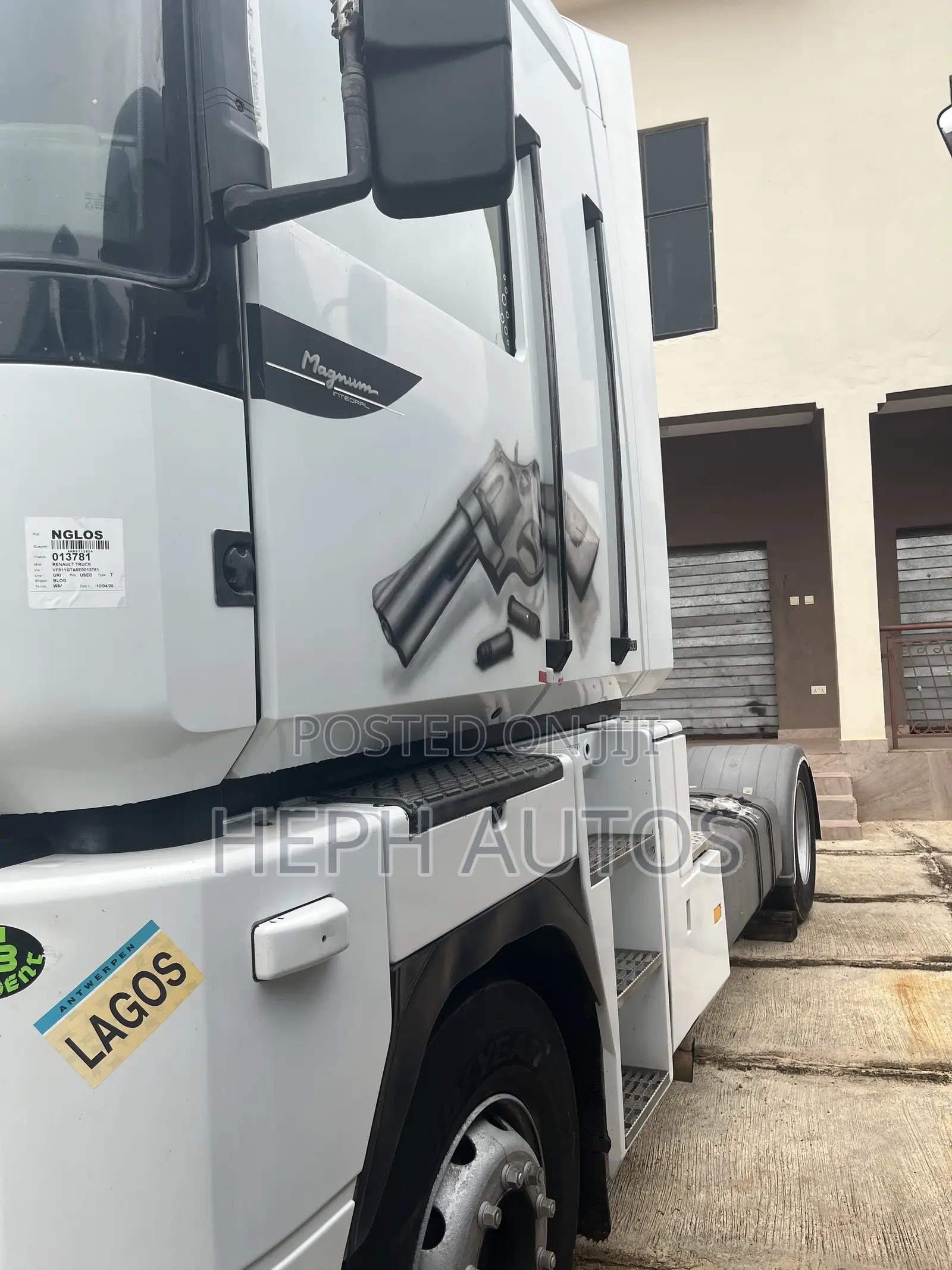 Renault Trailer Head