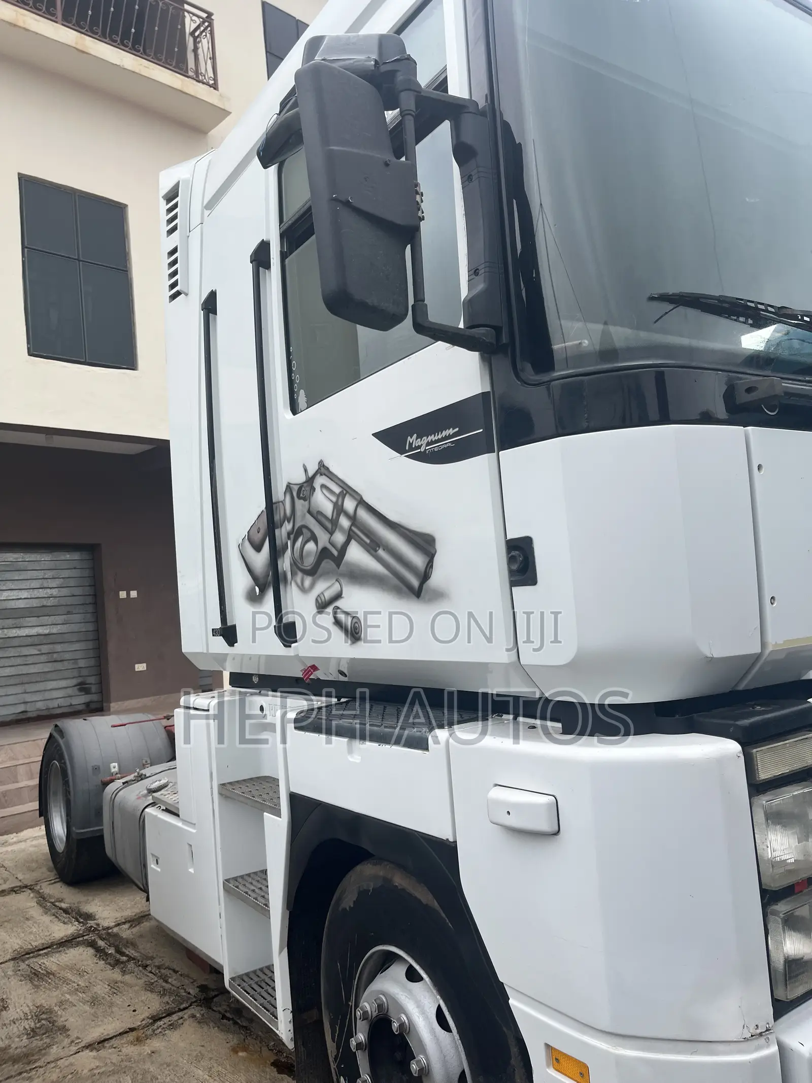 Renault Trailer Head