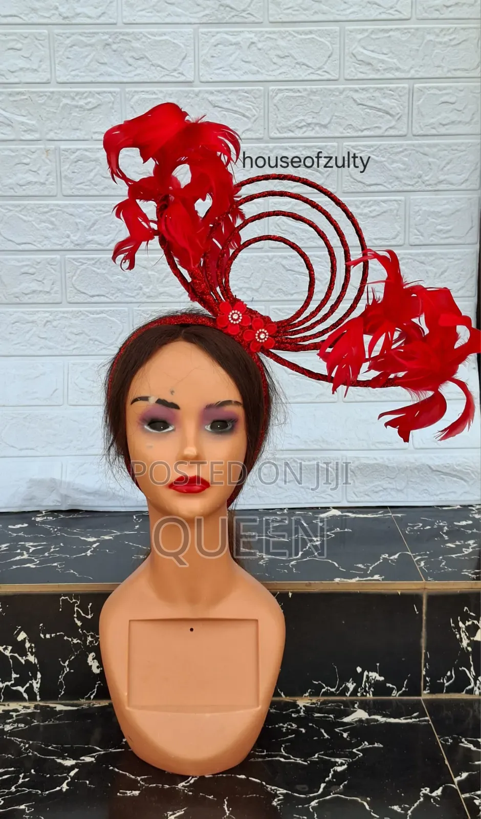 Red Ring Fascinator