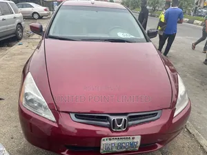 Honda Accord 2005 Red