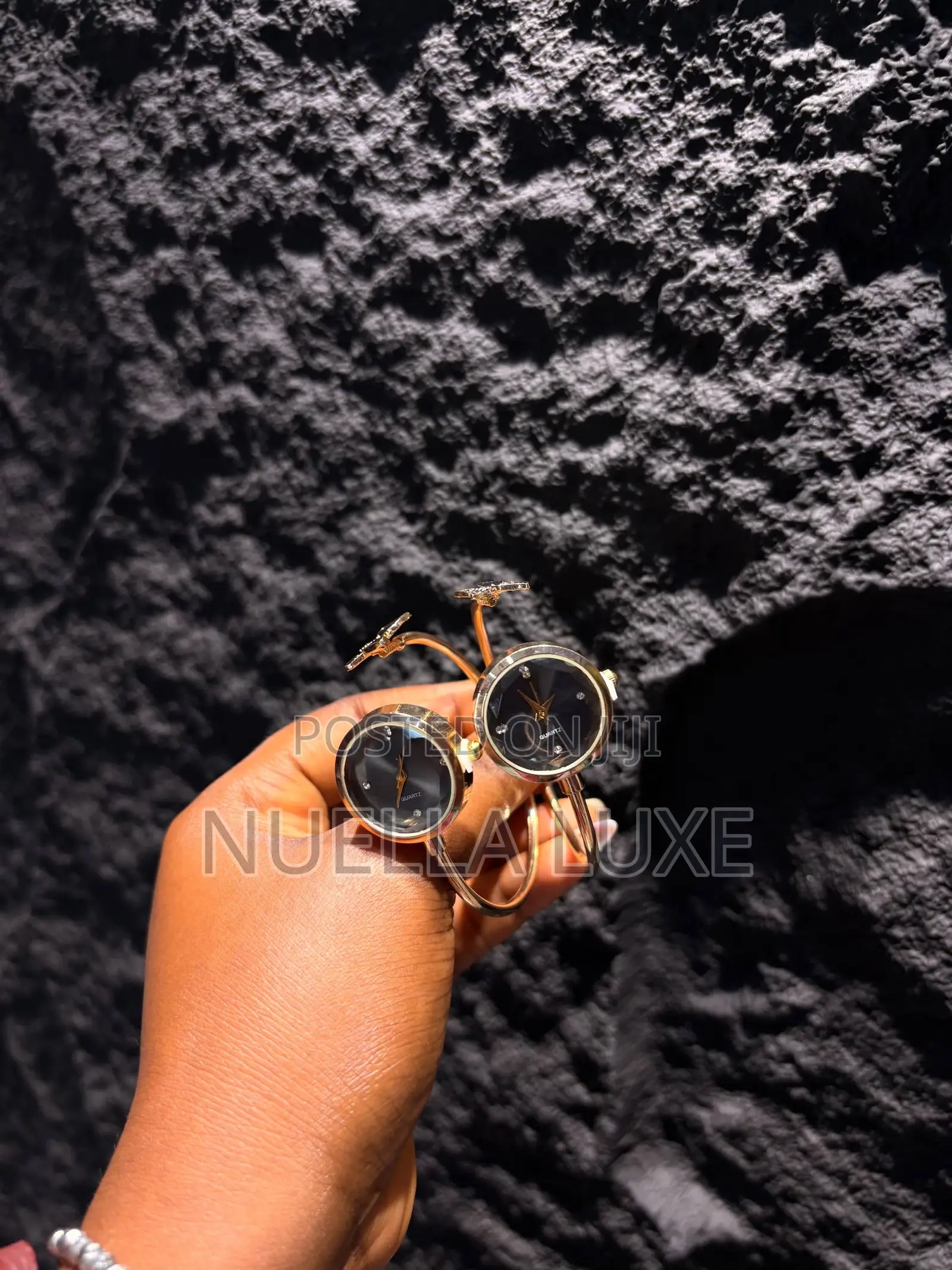 Cuff Wristwatch