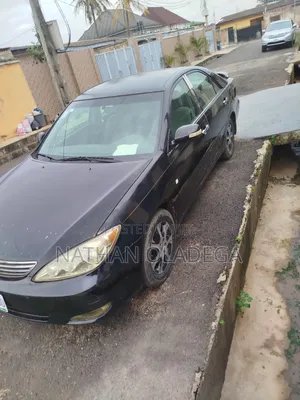 Toyota Camry LE 4dr Sedan (2.4L 4cyl 4A) 2004 Black