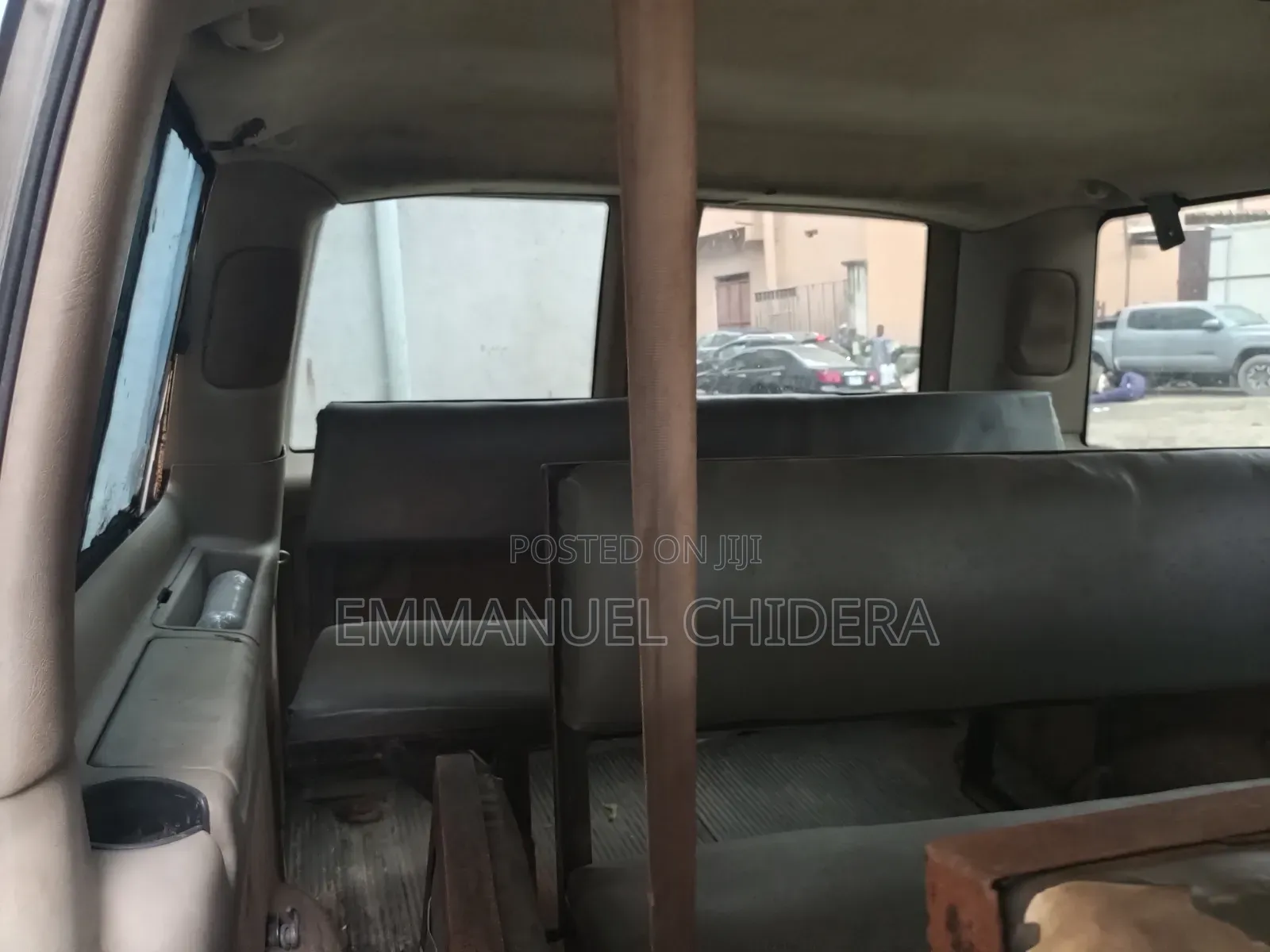 GMC Savana 2000 Grey