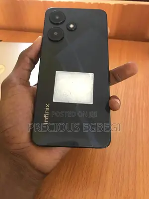 Infinix Hot 30i 128 GB Black