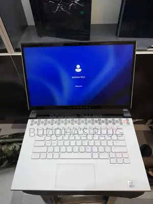 Laptop Alienware M16 R2 16GB Intel Core i7 SSD 1T