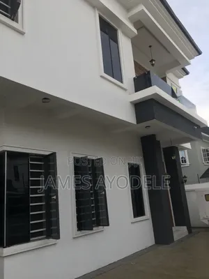 5bdrm Duplex in Magodo Shangisha for rent