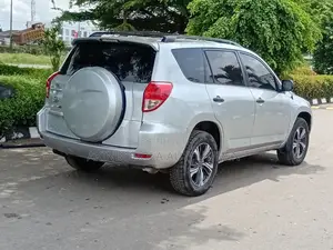 Toyota RAV4 2008 Silver