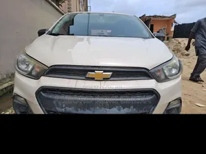 Chevrolet Spark LS 4dr Hatchback (1.2L 4cyl CVT) 2015 Off white