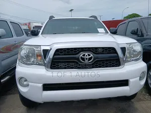 Toyota Tacoma Access Cab V6 Automatic 2011 White