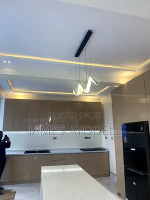 5bdrm Duplex in Magodo Shangisha for rent