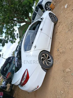 Honda Accord EX 4dr Sedan FWD (2.4L 4cyl 2A) 2017 White