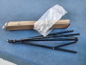 Generic Professional Adjustable Light Stand/Tripod