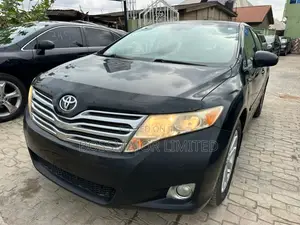 Toyota Venza XLE 2010 Black