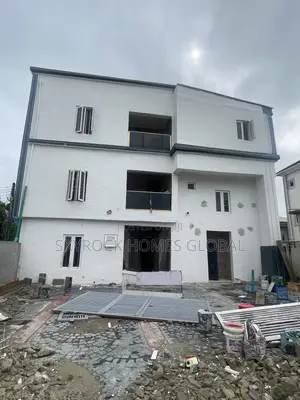 1bdrm Apartment in Igbo-efon for sale