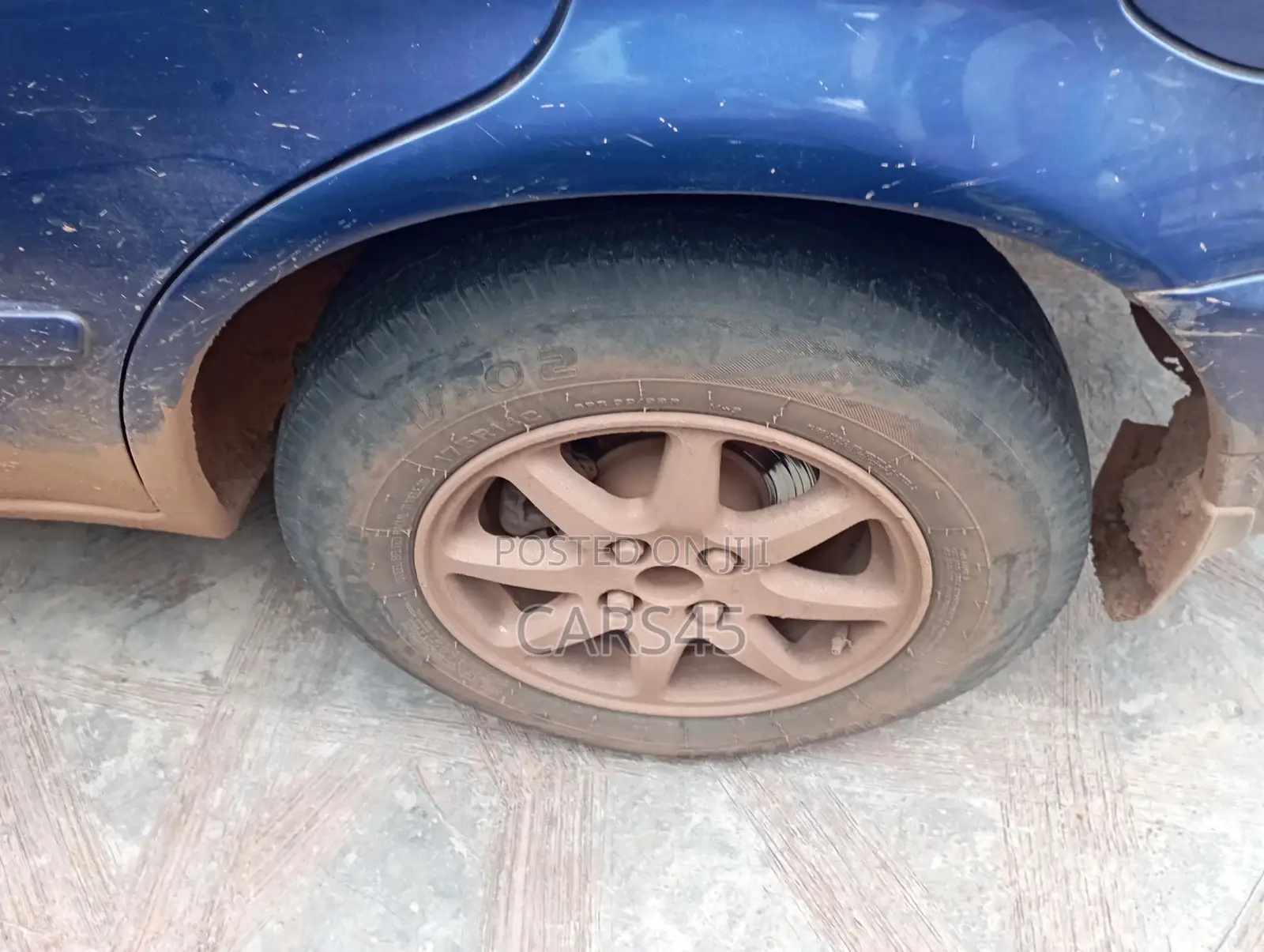 Toyota Corolla 2001 Blue