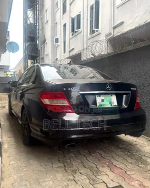 Mercedes-Benz C300 2008 Black