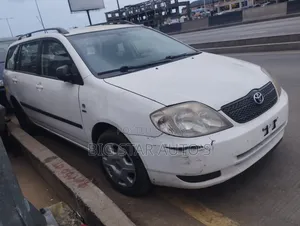 Toyota Corolla 2005 White