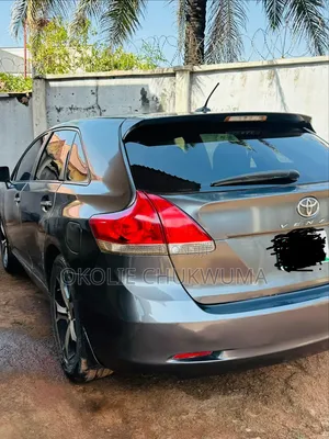 Toyota Venza V6 2010 Gray