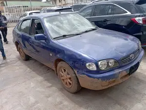 Toyota Corolla 2001 Blue