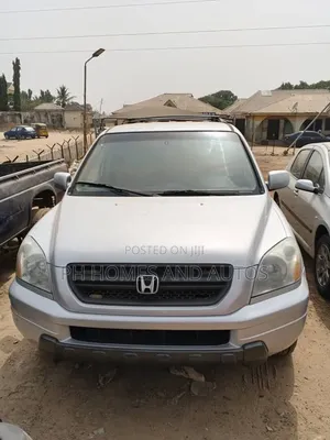 Honda Pilot 2005 Silver