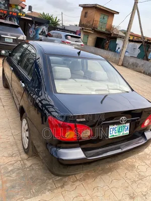 Toyota Corolla 2004 Black