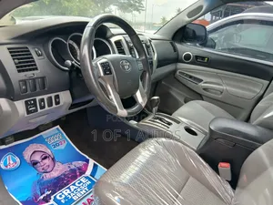 Toyota Tacoma Acces Cab 4x2 2.7L 4-Cyl. 5-Speed Manual 2013 Blue