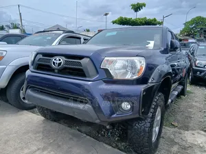 Toyota Tacoma Acces Cab 4x2 2.7L 4-Cyl. 5-Speed Manual 2013 Blue