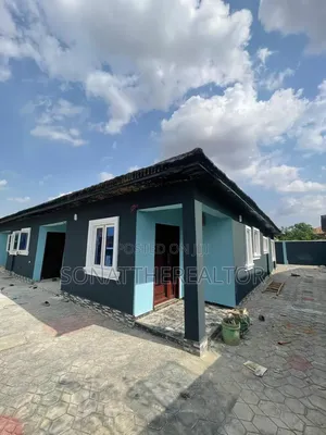 2bdrm Apartment in Iwo Road for sale
