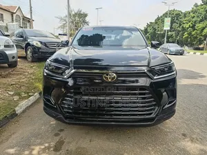 Toyota Highlander XLE FWD 2024 Black
