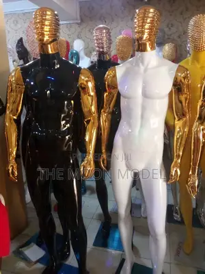 Male Giant Mannequin