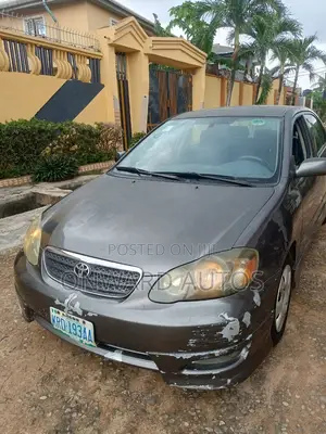 Toyota Corolla 2005 Gray