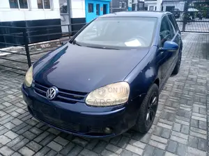 Volkswagen Golf 2005 Blue