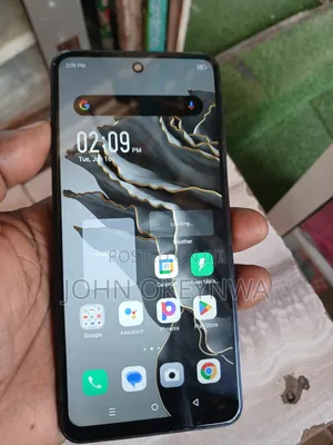 Infinix Hot 40i 128 GB Black