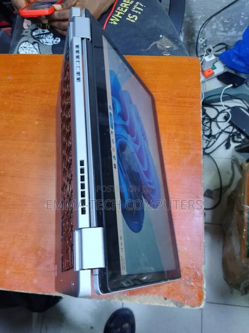 Laptop Dell Latitude 3310 8GB Intel Core i5 SSD 256GB