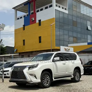 Lexus GX 2017 White