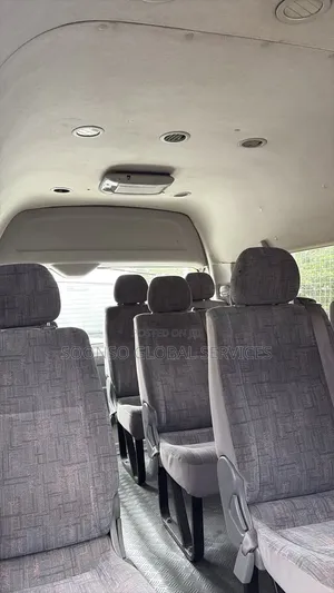 Toyota HiAce 2017 White