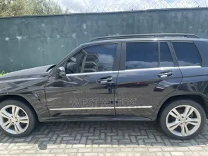 Mercedes-Benz GLK-Class 2010 Black