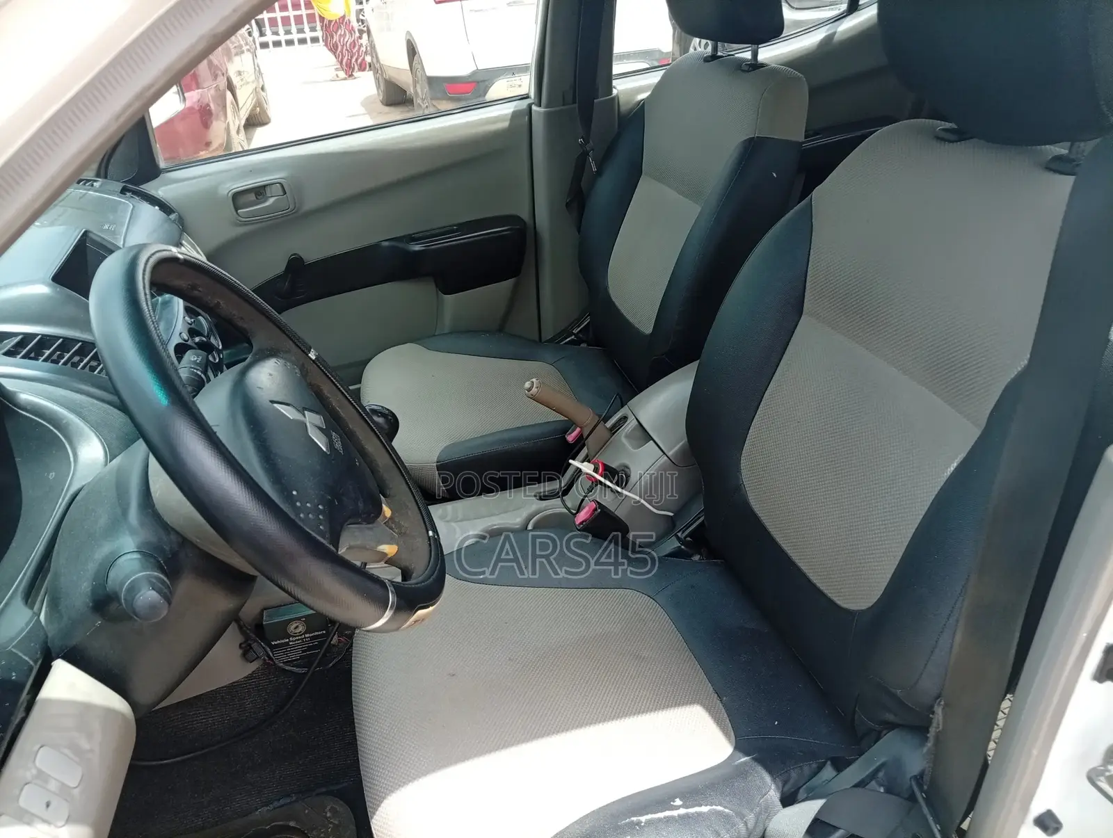 Mitsubishi L200 2009 White