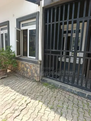 2bdrm Block of Flats in Jahi for rent