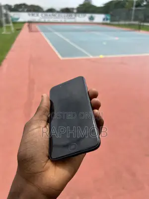 Apple iPhone 8 64 GB Black