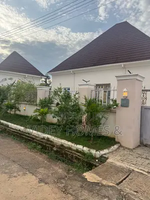 3bdrm Bungalow in Efab Estate for rent