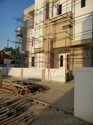 5bdrm Duplex in Asokoro for sale
