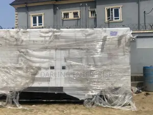 Big Perkins Soundproof Generator 1000kva