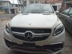 Mercedes-Benz GLE-Class 2017 White